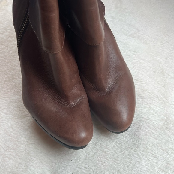 Schutz Brown Leather Ankle Boots Size 6.5/37 - Picture 4 of 7